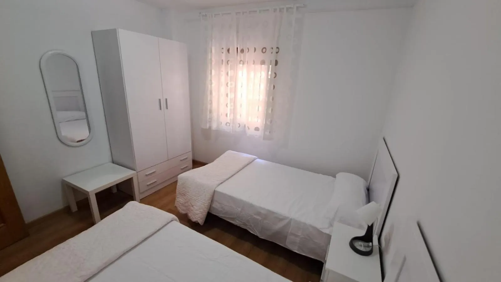 Apartamento Turistico La Clase La Zubia  0*, La Zubia (Granada)