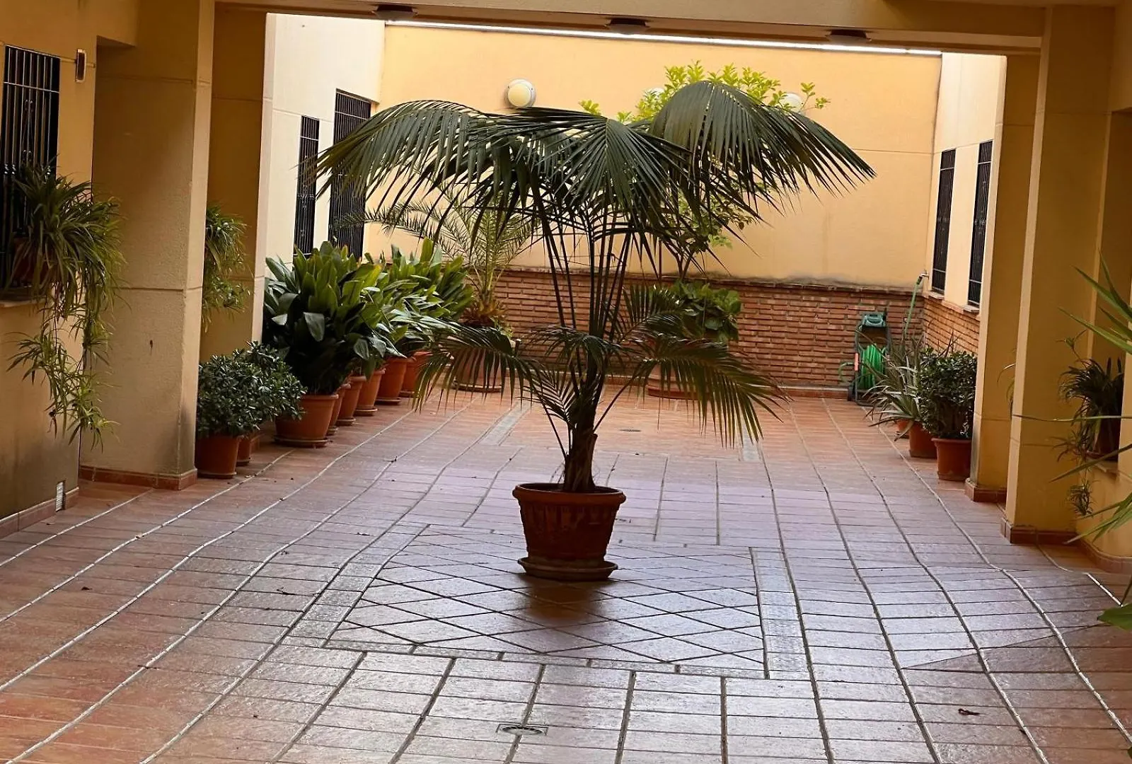 Apartment Apartamento Turistico La Clase La Zubia  Spain